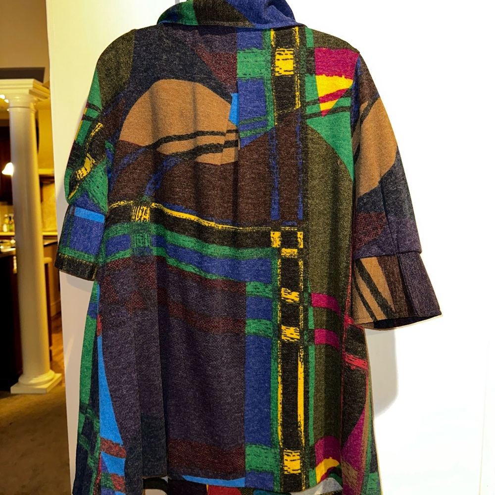 Multicolor Abstract Pattern Women's Coat - Picture 2 of 3